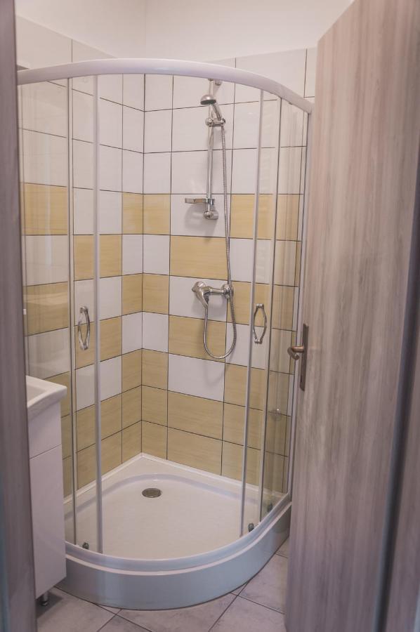 Apartmaji Hrast - Podbela Buitenkant foto